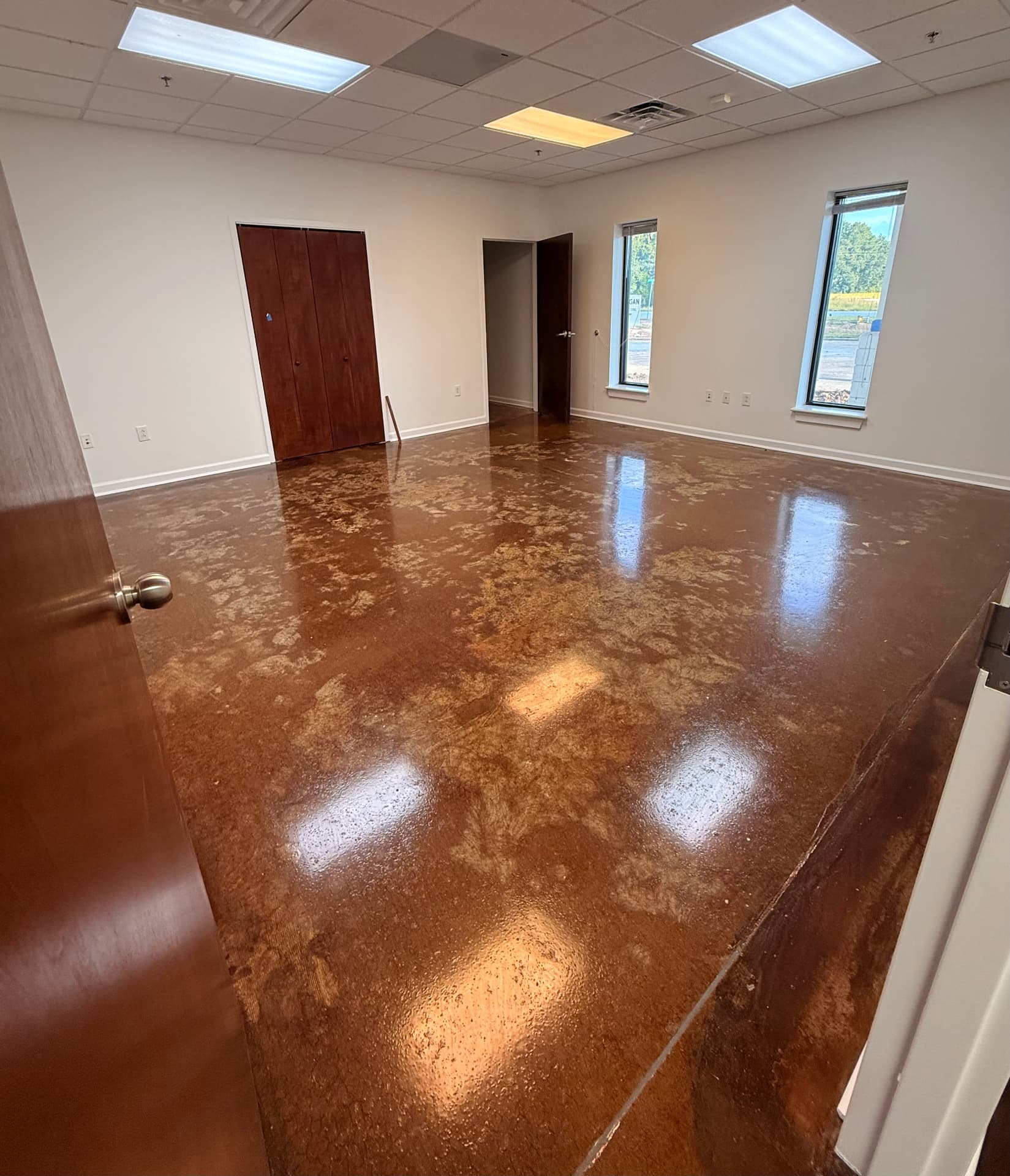 Windowed office space